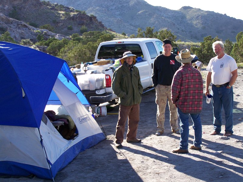 No 06 Topaz Mt. Happy campers. Joel, Rob, Cy and Kevin. .JPG